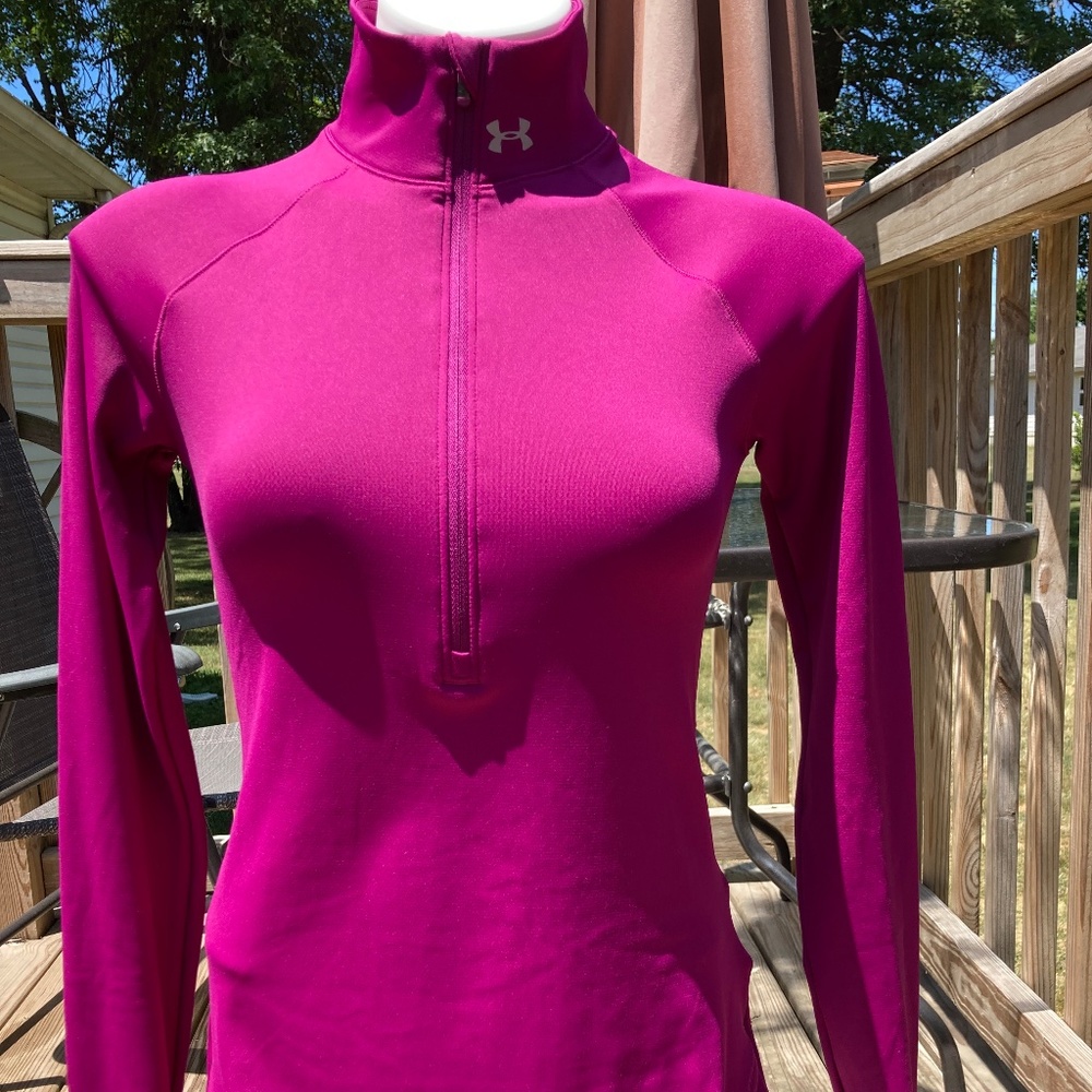 Womens Under Armour Cold Gear Fitted Top Size Small
